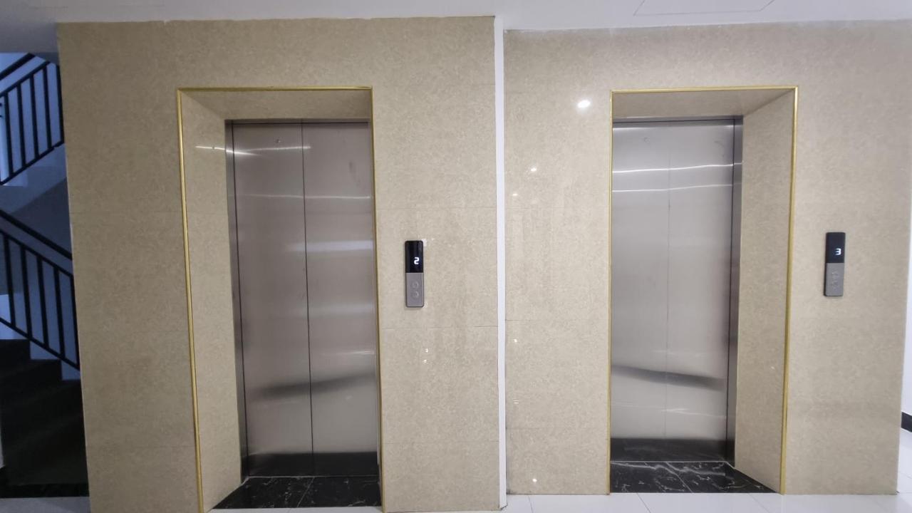 Era Apartment Khuc Thua Du Ханой Екстер'єр фото